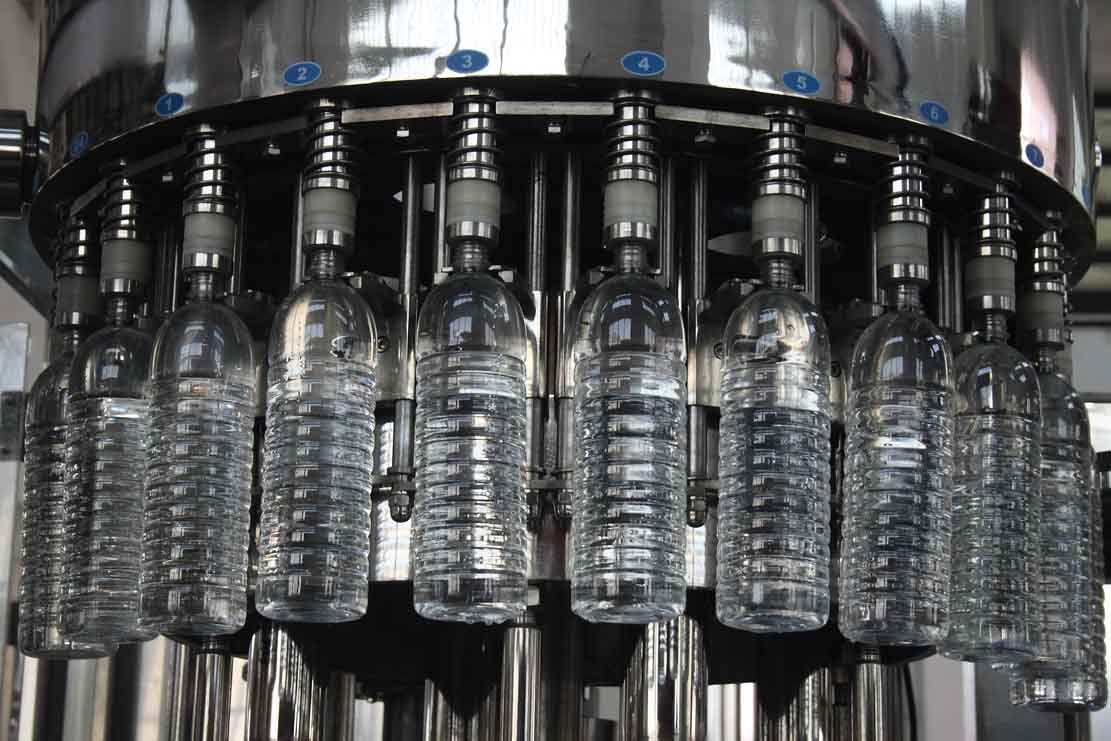 Automatic mineral water bottling plant